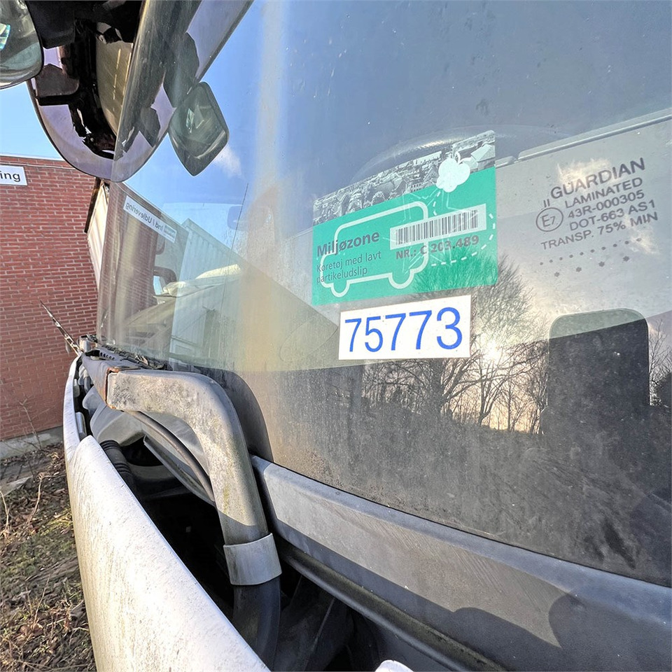 Renault 410 DXI Premimium - Kamion sa golom šasijom i zatvorenom kabinom: slika 5 Renault 410 DXI Premimium - Kamion sa golom šasijom i zatvorenom kabinom: slika 5