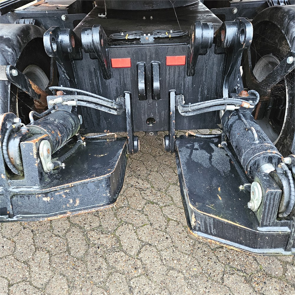 Bager točkaš Schaeff-Terex TW110: slika 39