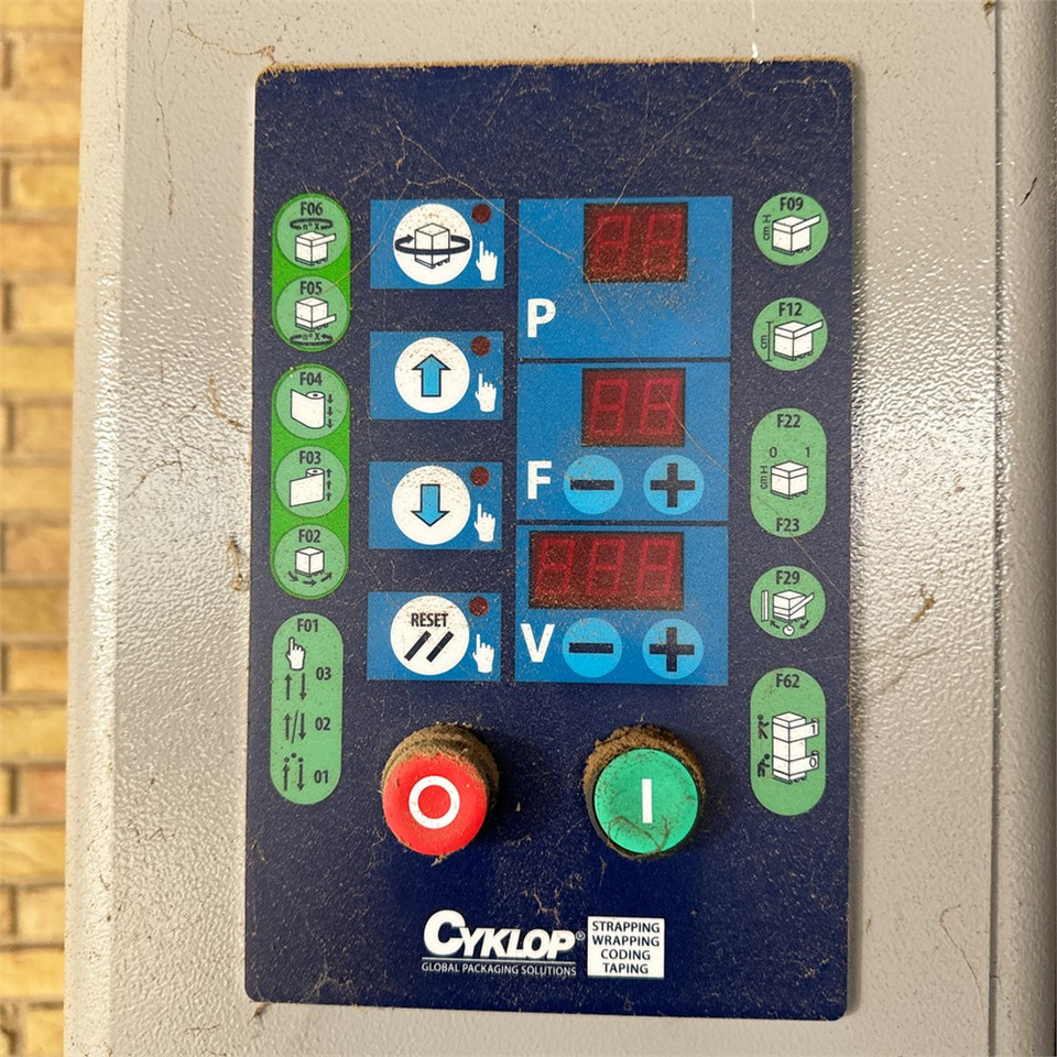 ..Select Make CST 110 AVVOLGITORE WRAPPING MACHINE - Instrument/ Oprema: slika 3 ..Select Make CST 110 AVVOLGITORE WRAPPING MACHINE - Instrument/ Oprema: slika 3