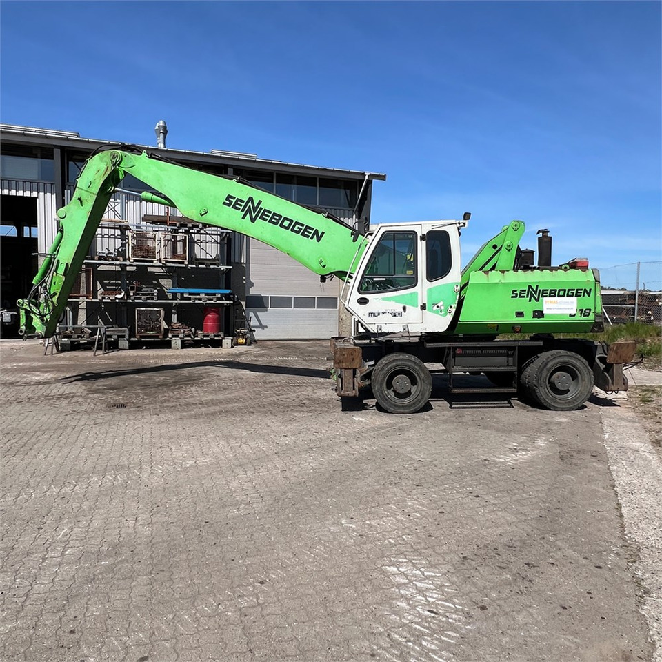 Sennebogen 818 M - Bager za obradu otpada/ Industrije: slika 3 Sennebogen 818 M - Bager za obradu otpada/ Industrije: slika 3