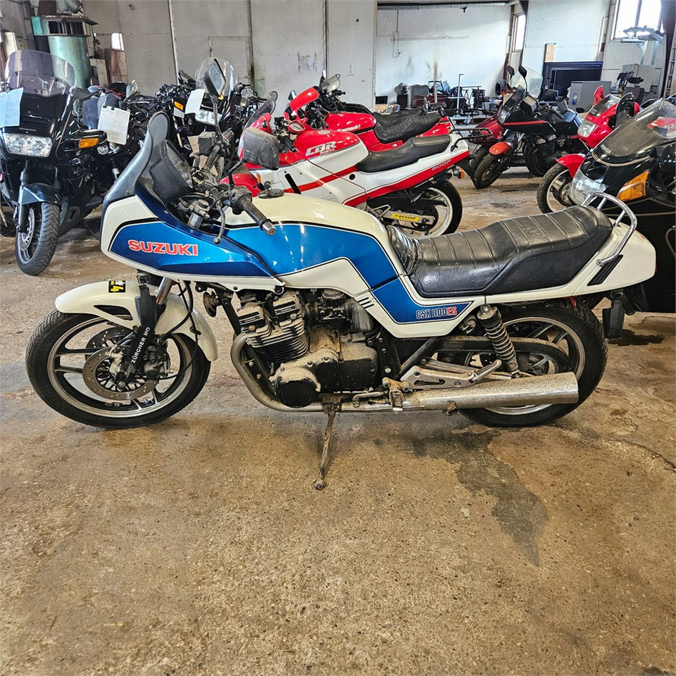 Suzuki GSX 1100 ES - Motocikl: slika 4 Suzuki GSX 1100 ES - Motocikl: slika 4