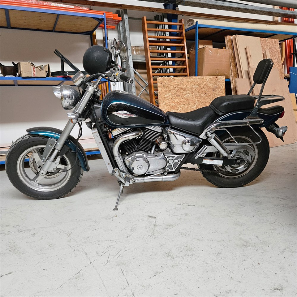 Suzuki Marauder VZ 800 - Motocikl: slika 2 Suzuki Marauder VZ 800 - Motocikl: slika 2