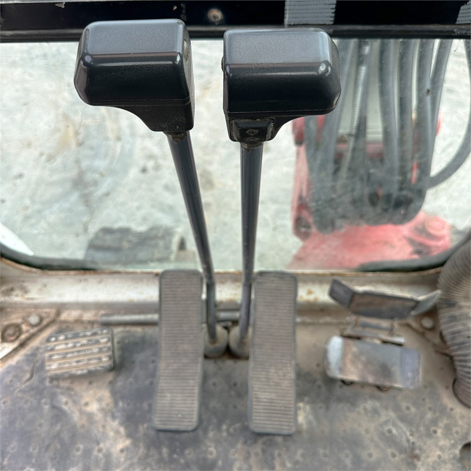 Mini bager Takeuchi TB125: slika 18