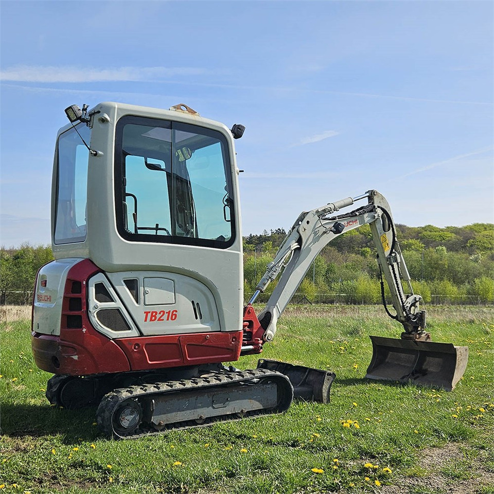 Takeuchi TB216 - Mini bager: slika 2 Takeuchi TB216 - Mini bager: slika 2