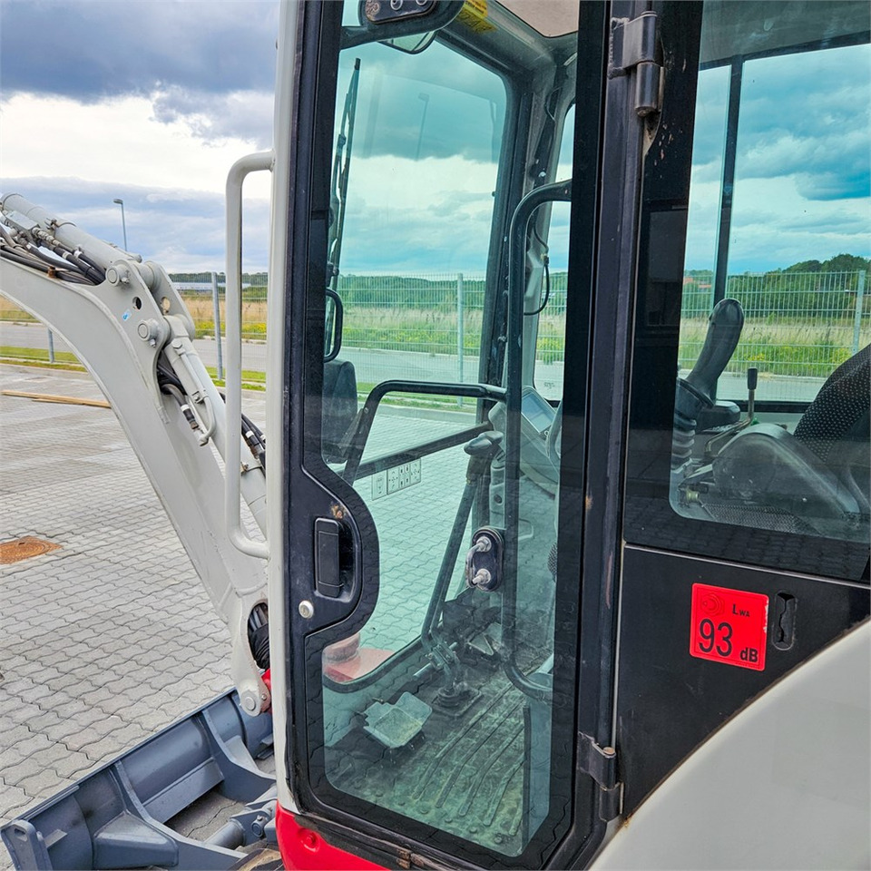 Lizing Takeuchi TB216 Takeuchi TB216: slika 8