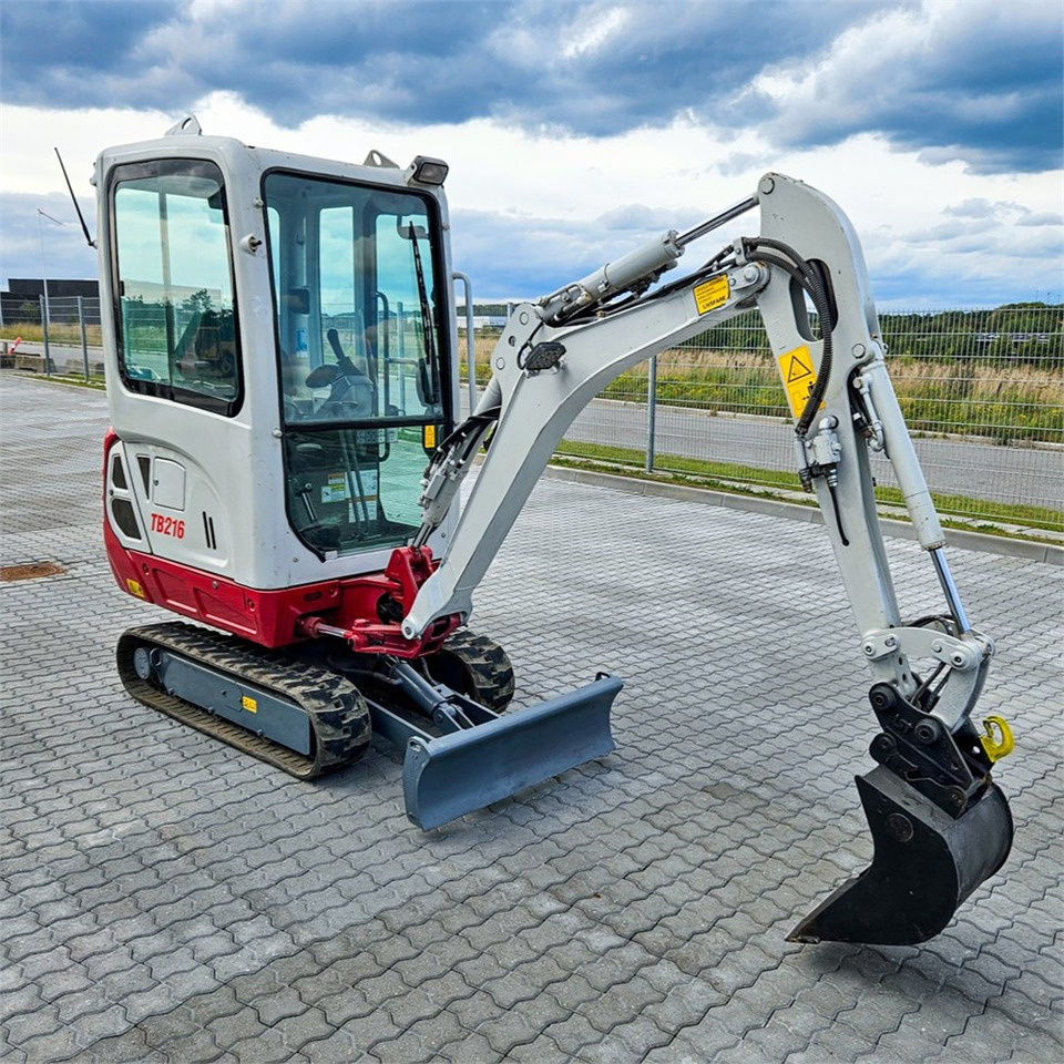 Lizing Takeuchi TB216 Takeuchi TB216: slika 6