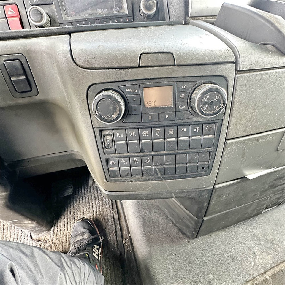 Lizing MAN TG 26.6x2-2 BLS MAN TG 26.6x2-2 BLS: slika 16