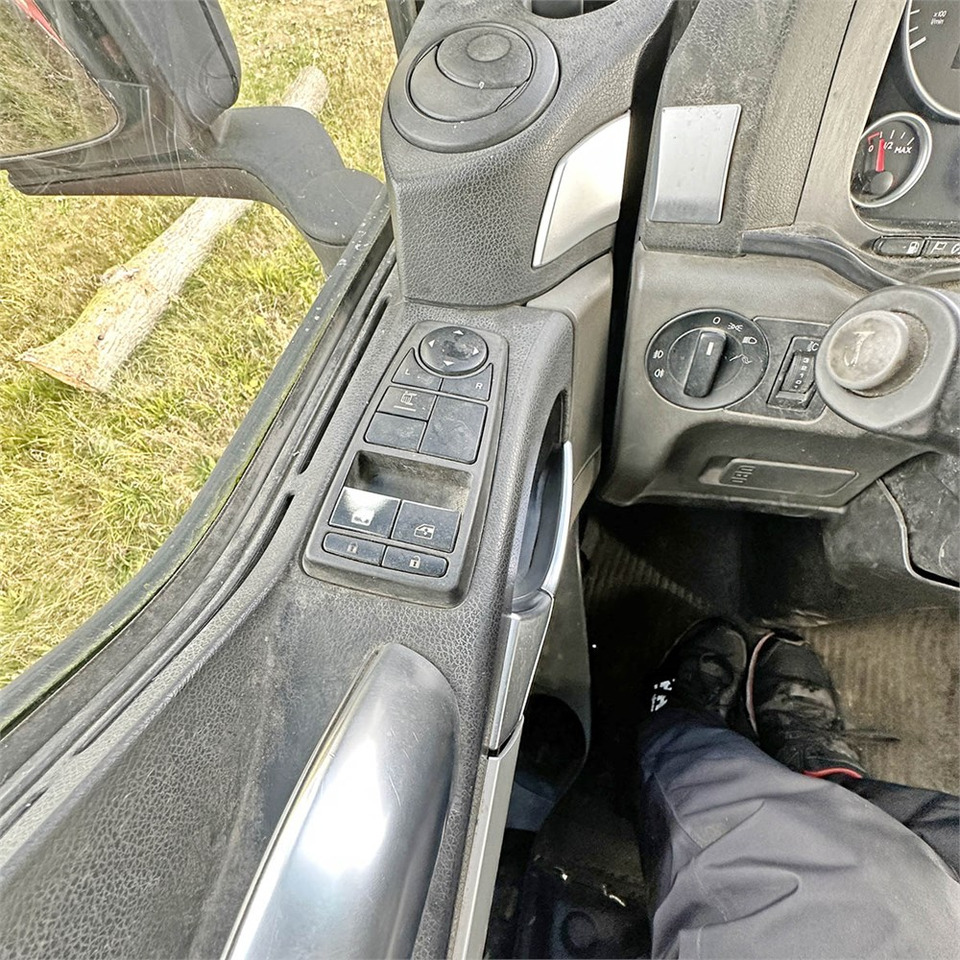 Lizing MAN TG 26.6x2-2 BLS MAN TG 26.6x2-2 BLS: slika 19