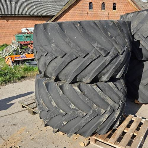 Trelleborg TM165 - Traktor: slika 2 Trelleborg TM165 - Traktor: slika 2