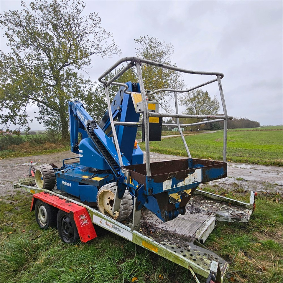 UpRight AB38 - Zglobna platforma: slika 4 UpRight AB38 - Zglobna platforma: slika 4