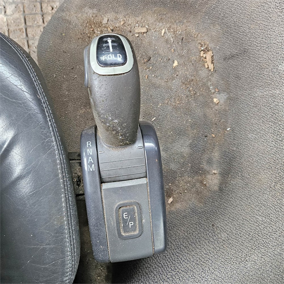 Kamion sa hidrauličnom kukom Volvo 420: slika 11