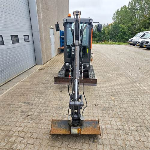 Mini bager Volvo EC20 E: slika 9