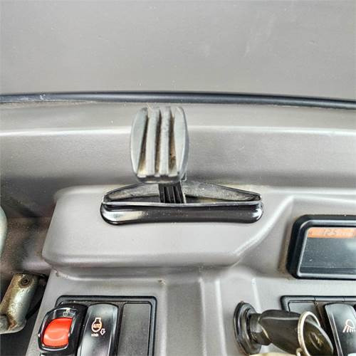 Mini bager Volvo EC20 E: slika 16