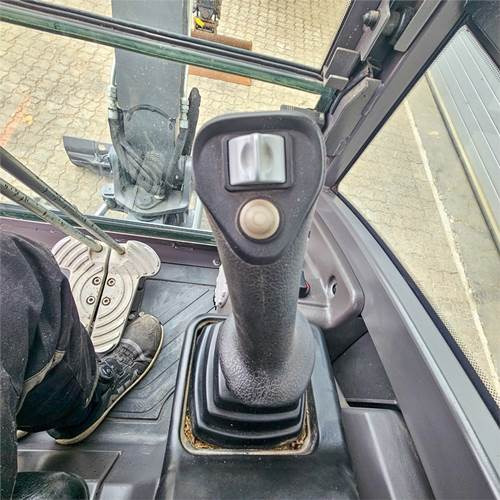 Mini bager Volvo EC20 E: slika 13