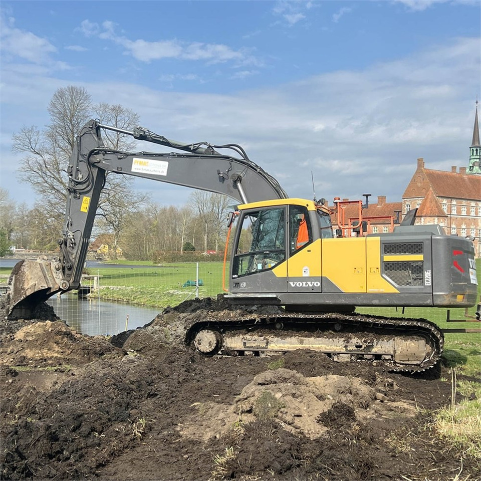 Volvo EC220 EL - Bager guseničar: slika 1 Volvo EC220 EL - Bager guseničar: slika 1