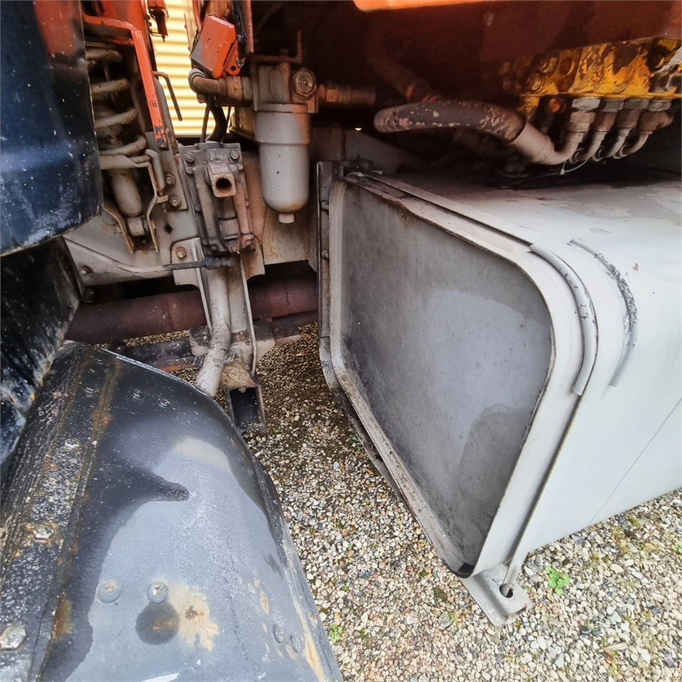 Kamion za utovaranje kontejnera Volvo F 88: slika 29