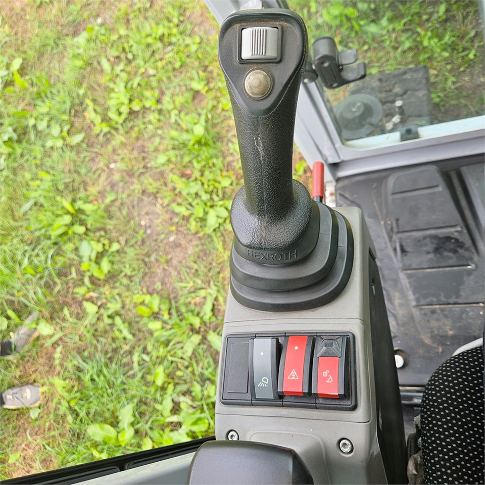 Mini bager Wacker Neuson ET35: slika 13