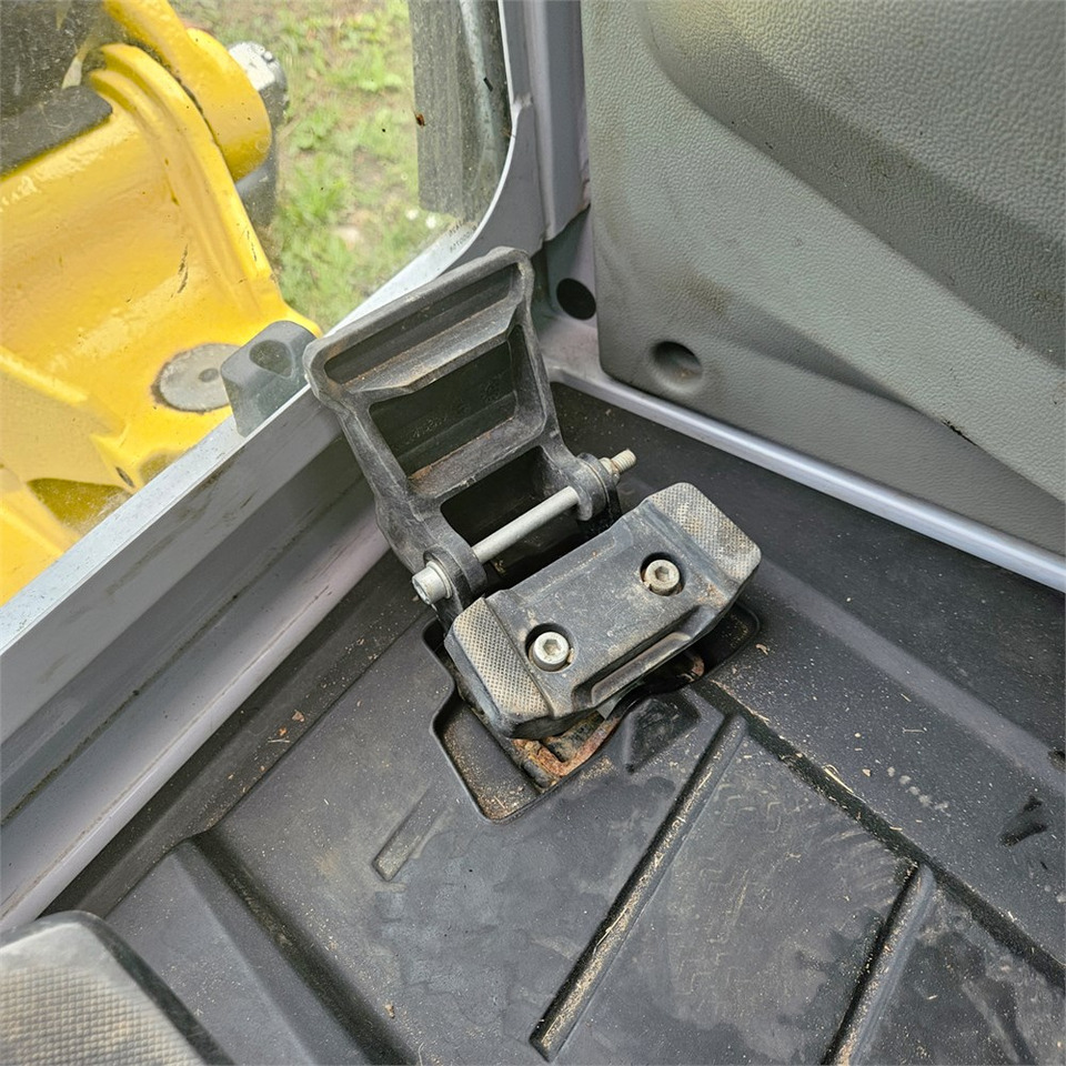 Mini bager Wacker Neuson ET35: slika 19