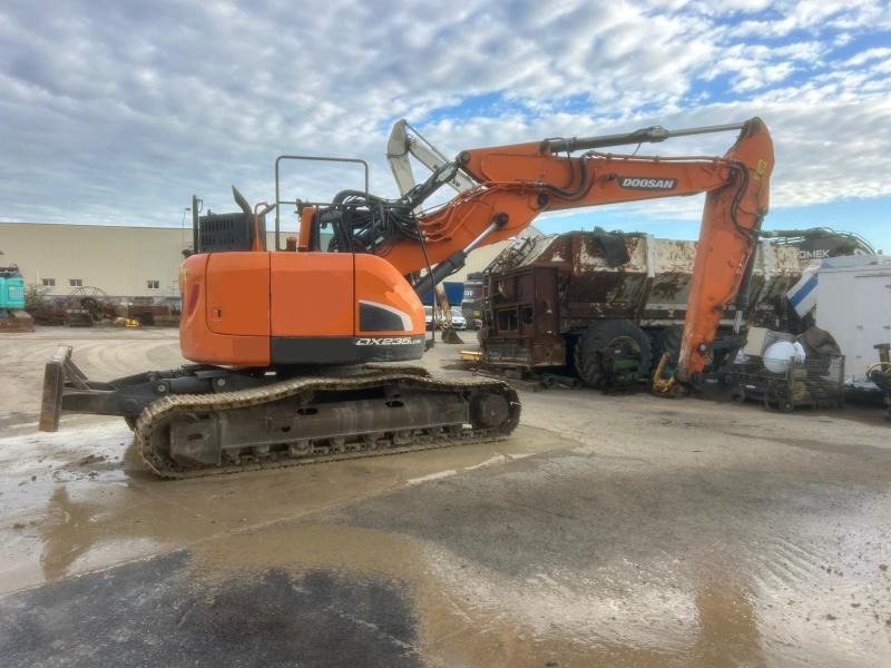 Doosan DX 235 LCR-5 - Bager guseničar: slika 2 Doosan DX 235 LCR-5 - Bager guseničar: slika 2