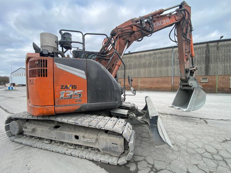 HITACHI ZX 135US-7 - Bager guseničar: slika 5 HITACHI ZX 135US-7 - Bager guseničar: slika 5