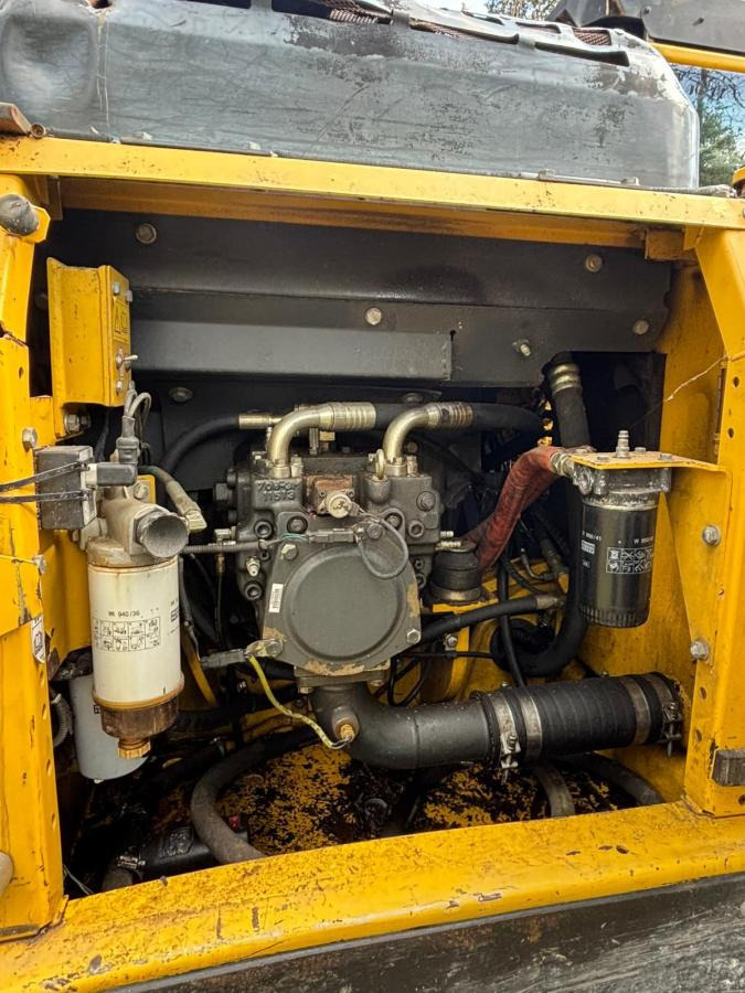 Bager guseničar Komatsu PC 190NLC-8: slika 12 Bager guseničar Komatsu PC 190NLC-8: slika 12