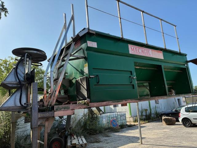 MEGAGIL LEBON FERRY 6,5M3 - Rasipač peska/ Soli: slika 1 MEGAGIL LEBON FERRY 6,5M3 - Rasipač peska/ Soli: slika 1