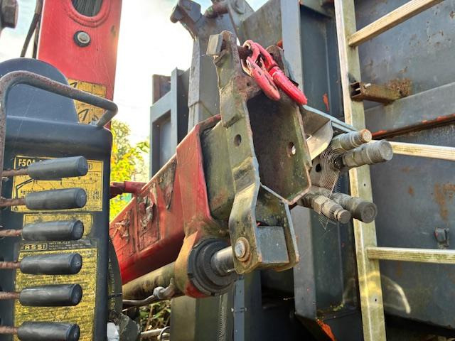 Kamion sa hidrauličnom kukom, Kamion sa dizalicom Nissan ATLEON 150.25: slika 13 Kamion sa hidrauličnom kukom, Kamion sa dizalicom Nissan ATLEON 150.25: slika 13