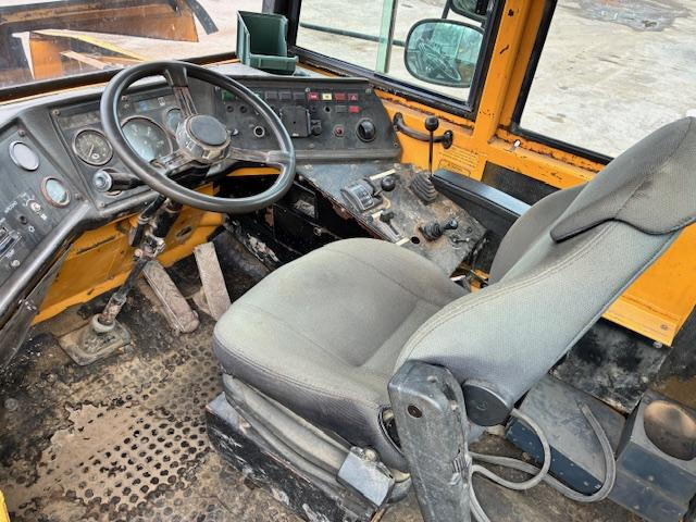 Volvo A 25B - Zglobni kiper: slika 5 Volvo A 25B - Zglobni kiper: slika 5