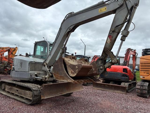 Volvo ECR 88D - Mini bager: slika 5 Volvo ECR 88D - Mini bager: slika 5