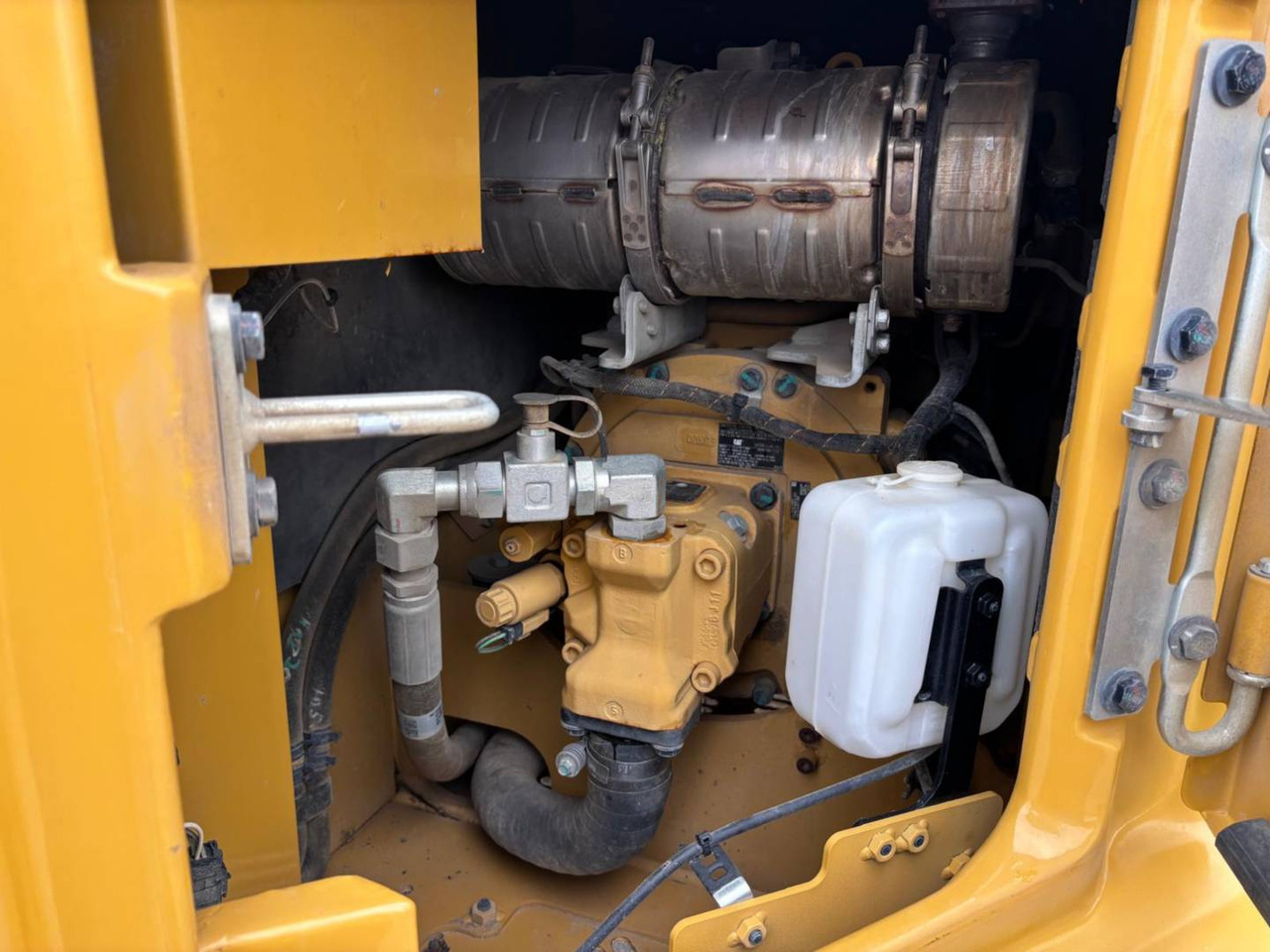 Bager guseničar CAT 307.5: slika 26 Bager guseničar CAT 307.5: slika 26