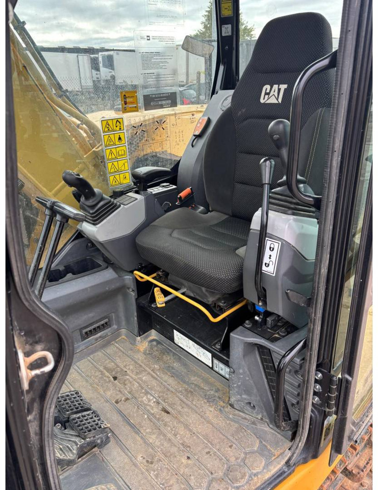 Bager guseničar CAT 307.5: slika 23 Bager guseničar CAT 307.5: slika 23