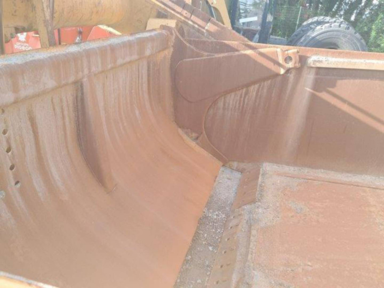 CAT 621F - Strugač: slika 4 CAT 621F - Strugač: slika 4