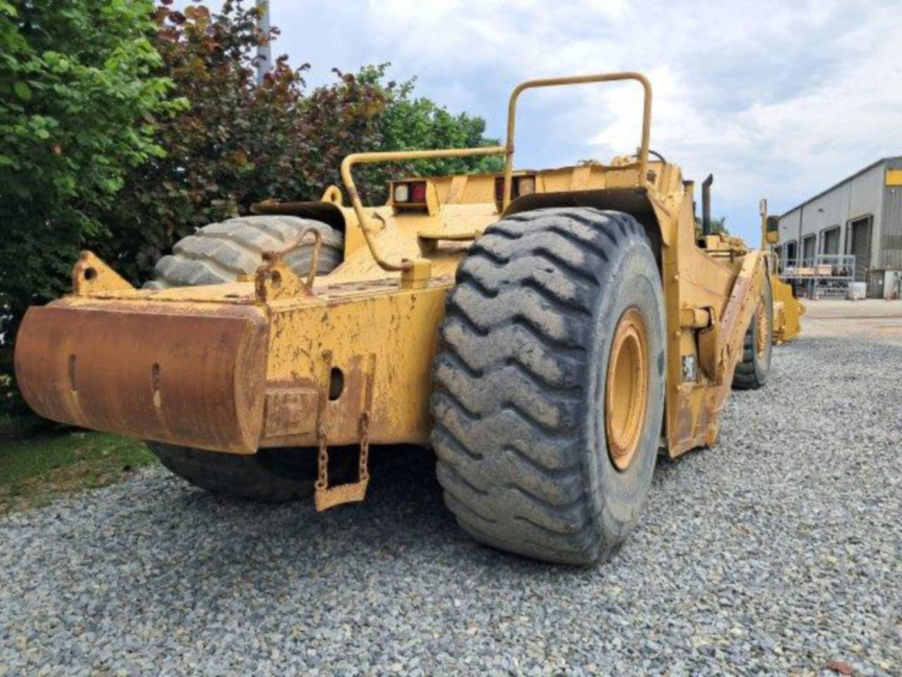 CAT 621F - Strugač: slika 2 CAT 621F - Strugač: slika 2