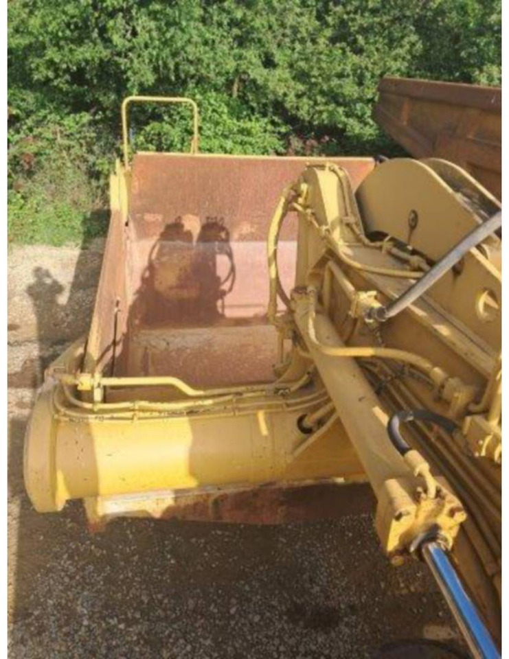 CAT 621F - Strugač: slika 5 CAT 621F - Strugač: slika 5