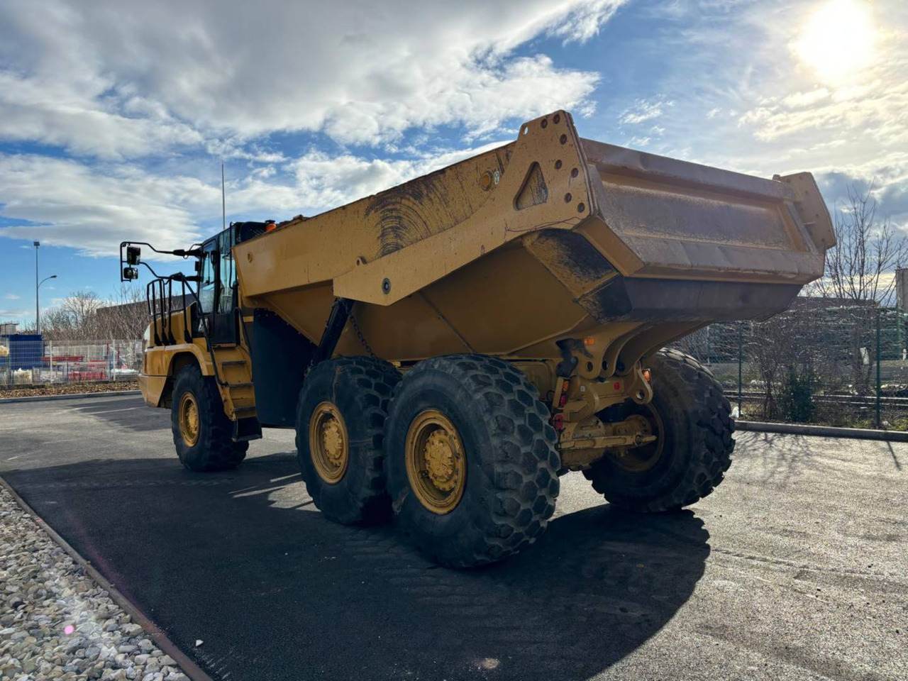 CAT 730 - Zglobni kiper: slika 4 CAT 730 - Zglobni kiper: slika 4