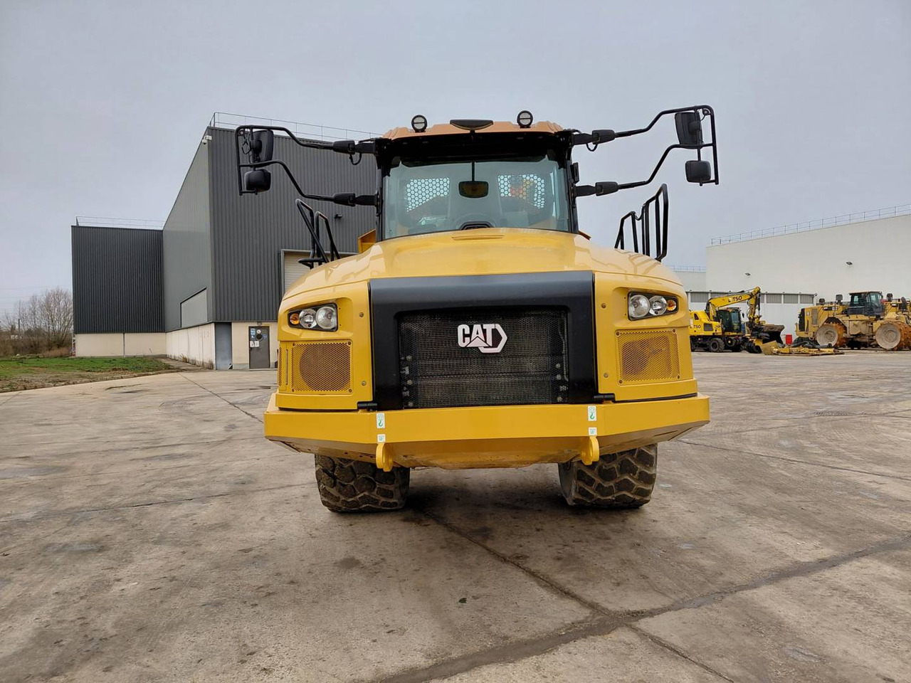 CAT 730 - Zglobni kiper: slika 3 CAT 730 - Zglobni kiper: slika 3