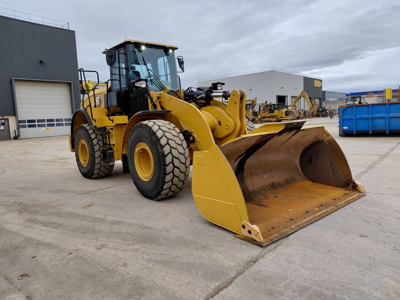 CAT 950GC - Utovarivač točkaš: slika 4 CAT 950GC - Utovarivač točkaš: slika 4