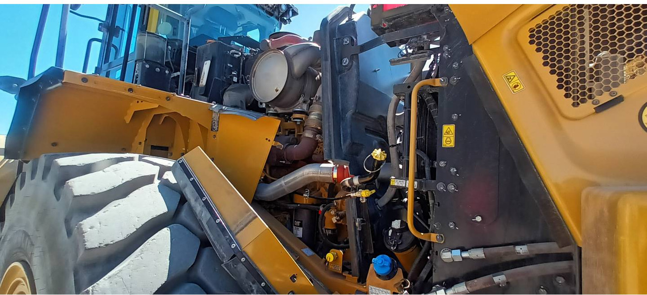 Utovarivač točkaš CAT 972 XE: slika 28