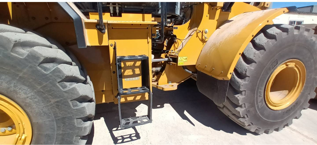 Utovarivač točkaš CAT 972 XE: slika 24