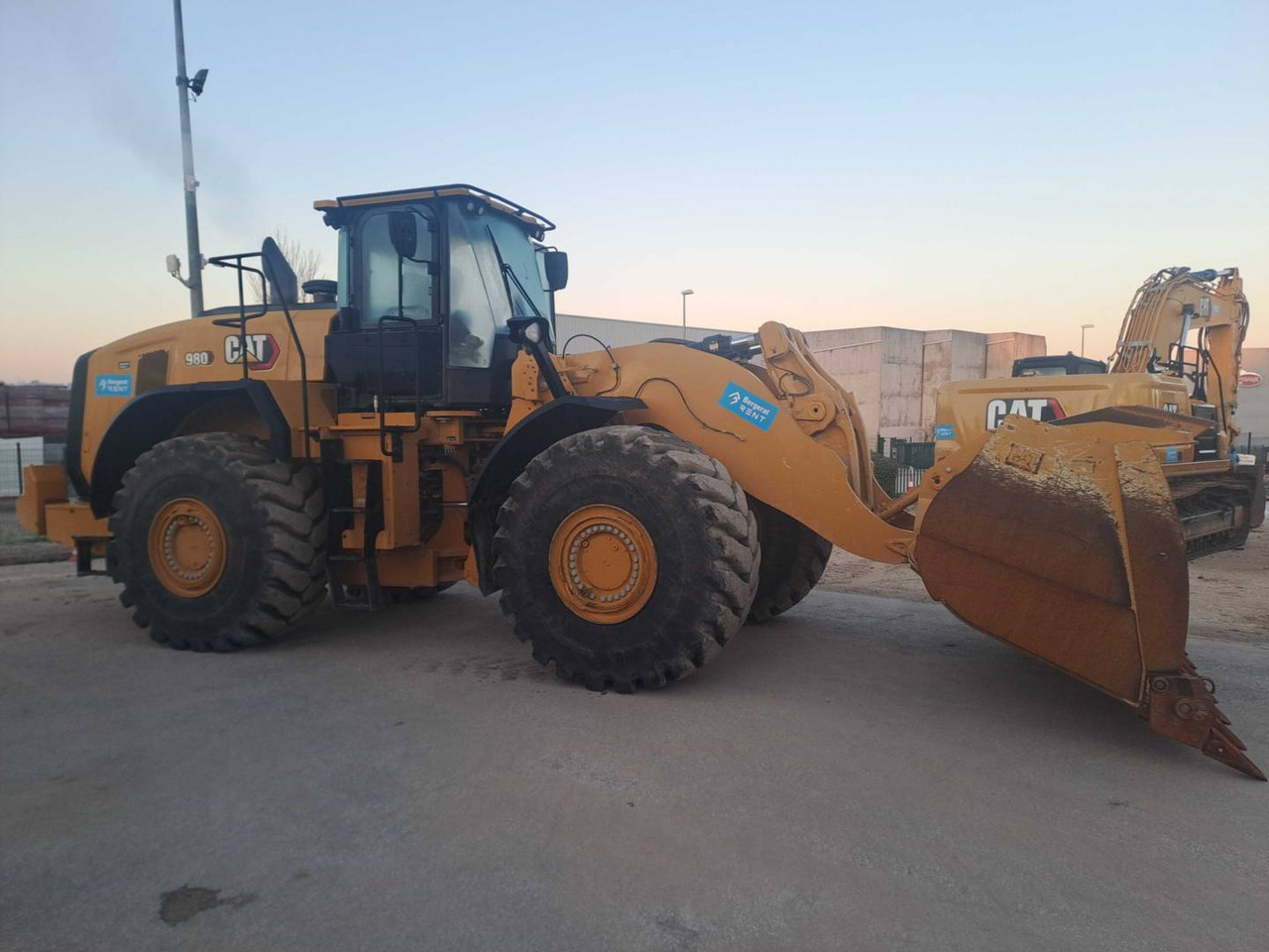 CAT 980 - Utovarivač točkaš: slika 2 CAT 980 - Utovarivač točkaš: slika 2