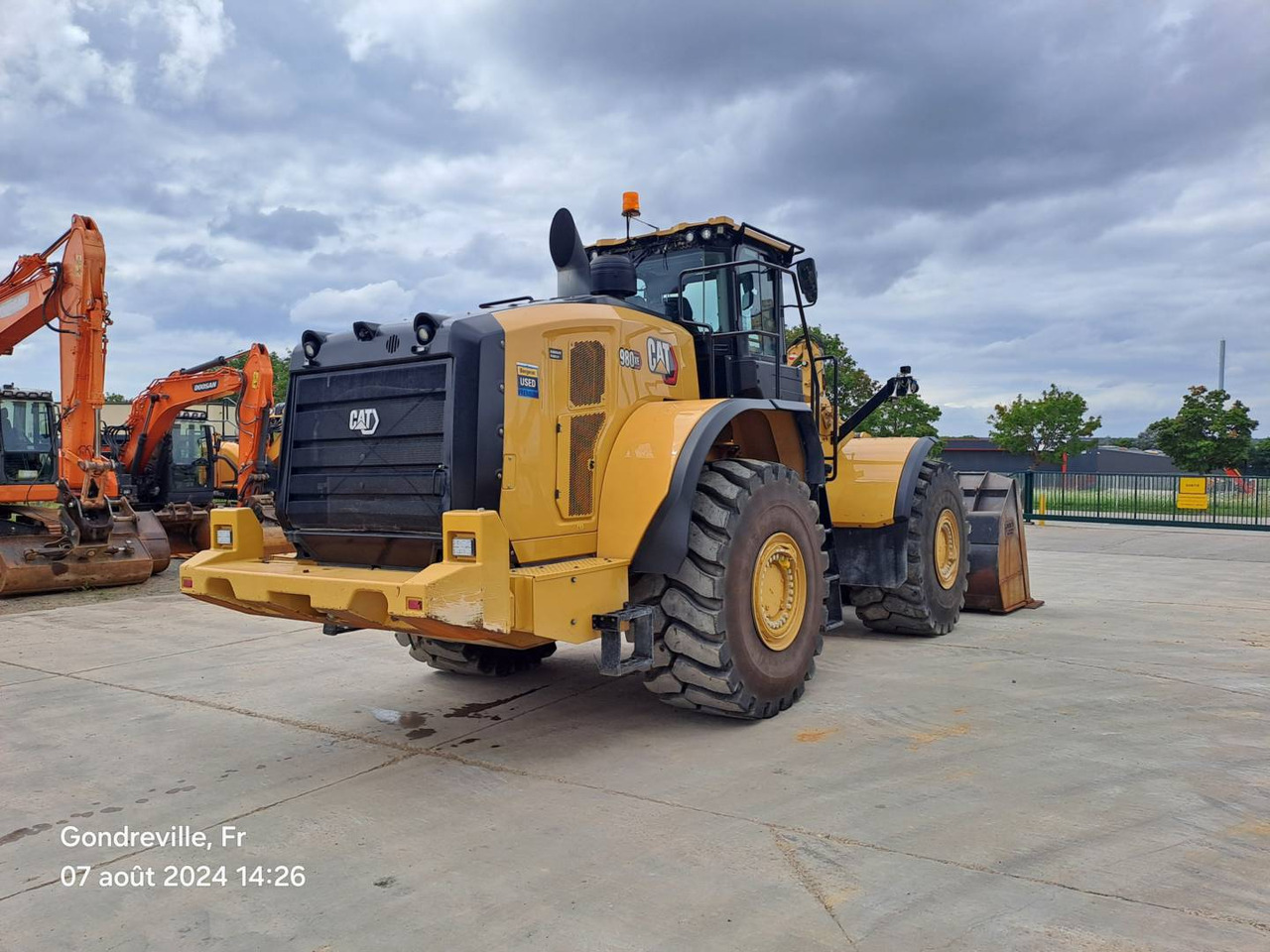 CAT 980XE - Utovarivač točkaš: slika 3 CAT 980XE - Utovarivač točkaš: slika 3