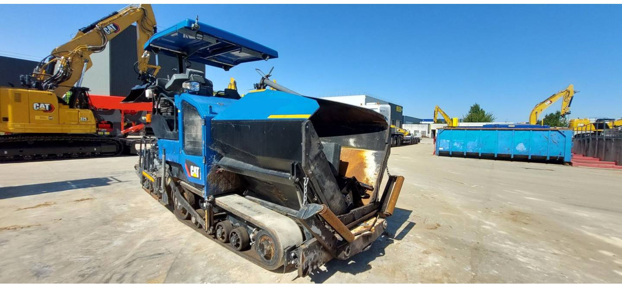 CAT AP355F - Asfaltni finišer: slika 2 CAT AP355F - Asfaltni finišer: slika 2