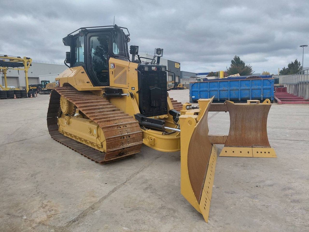 CAT D5 - Buldožer: slika 4 CAT D5 - Buldožer: slika 4