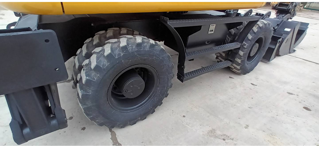 Bager točkaš CAT M314: slika 19