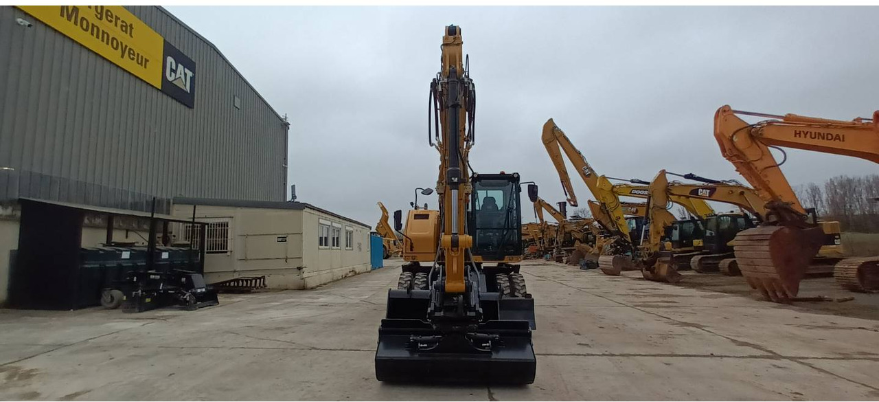 Bager točkaš CAT M314: slika 11