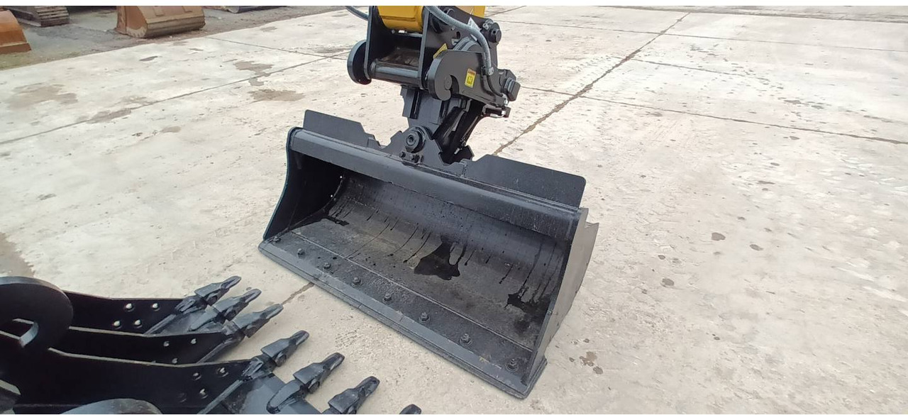 Bager točkaš CAT M314: slika 22