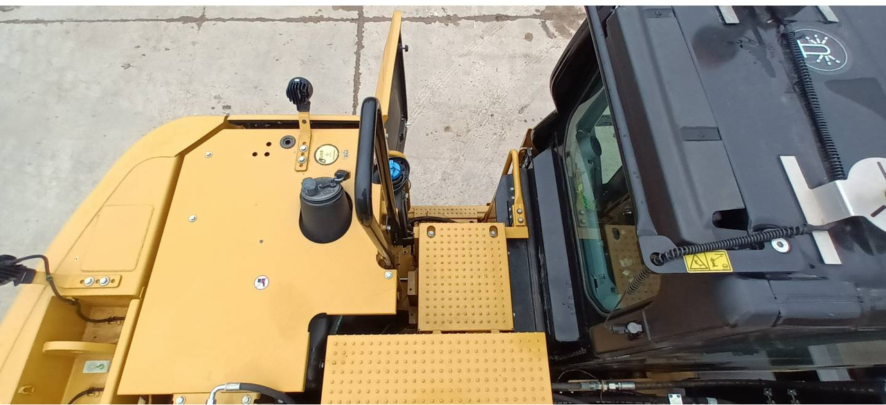 Bager točkaš CAT M314: slika 31