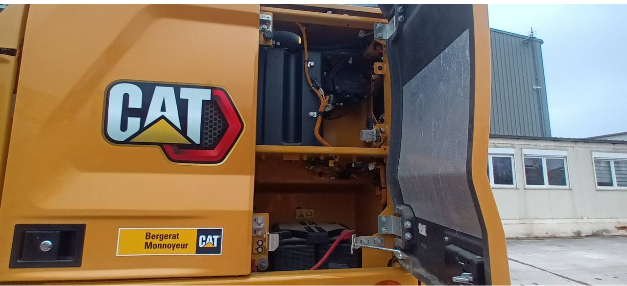 Bager točkaš CAT M314: slika 29