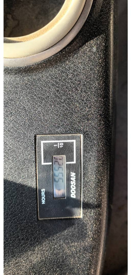 DOOSAN INFRACORE AMERICA CORP. DL300.5 - Utovarivač točkaš: slika 5 DOOSAN INFRACORE AMERICA CORP. DL300.5 - Utovarivač točkaš: slika 5