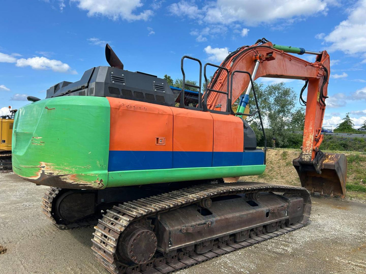 HITACHI ZX300LC- 6 - Bager guseničar: slika 3 HITACHI ZX300LC- 6 - Bager guseničar: slika 3